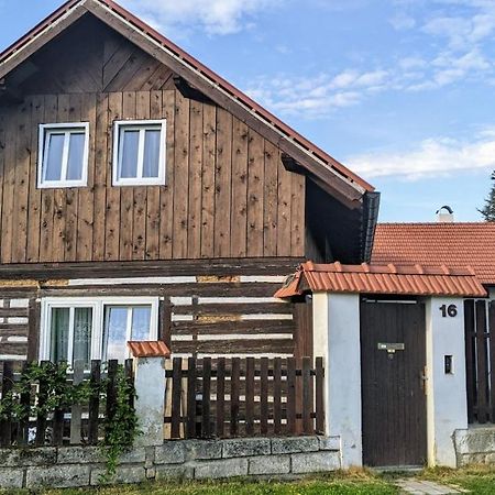 Chalupa U Rybnika Strehom Dolní Bousov Esterno foto