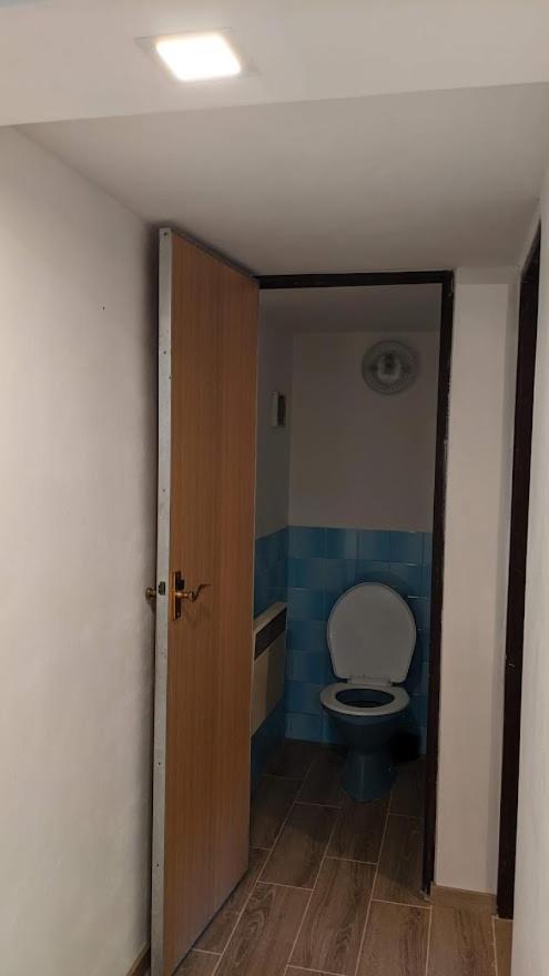 Chalupa U Rybnika Strehom Dolní Bousov Esterno foto